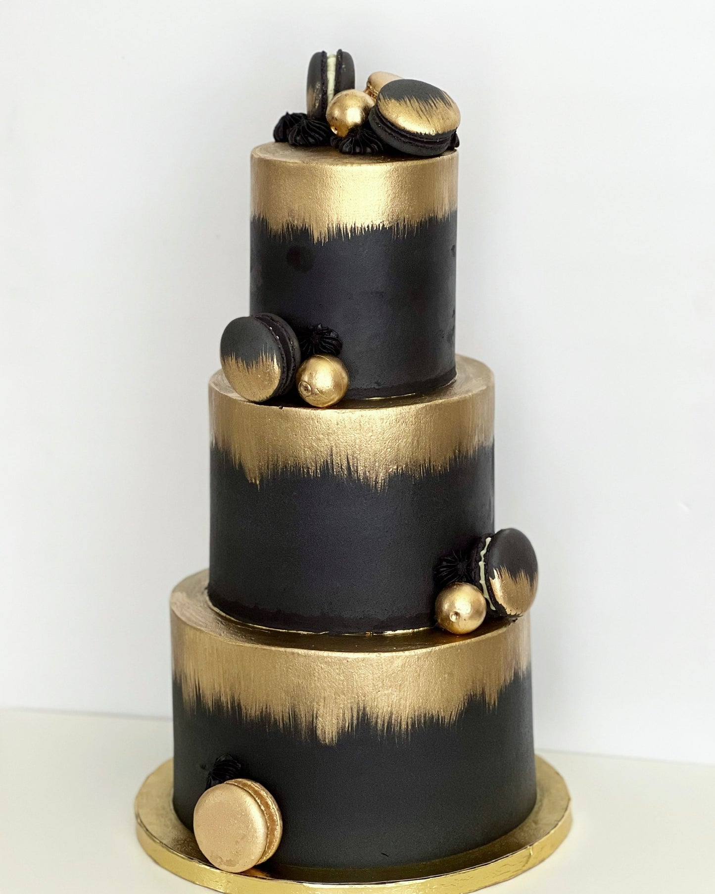 Black and Gold Cake