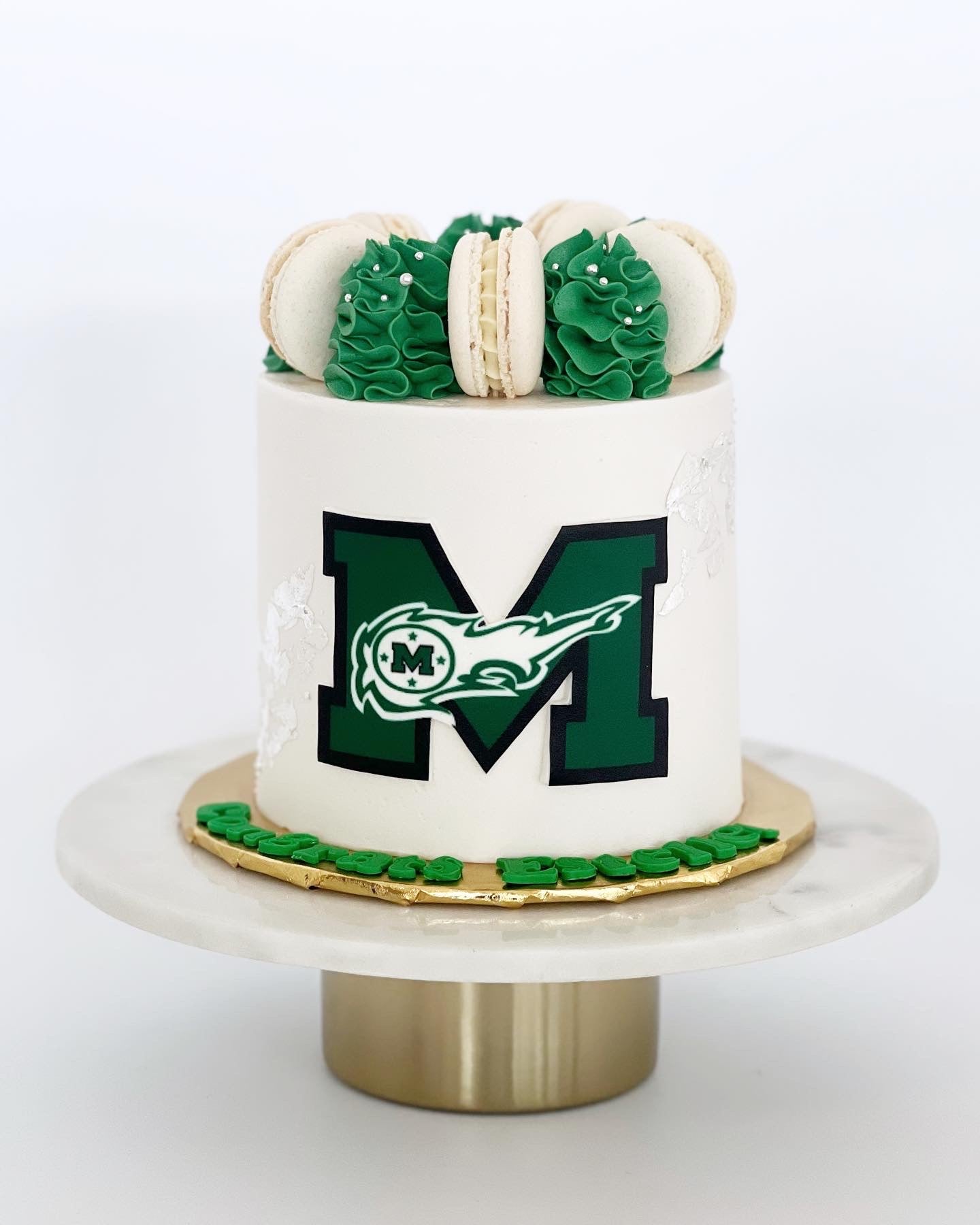 Graduation With School Logo and Macs Cake