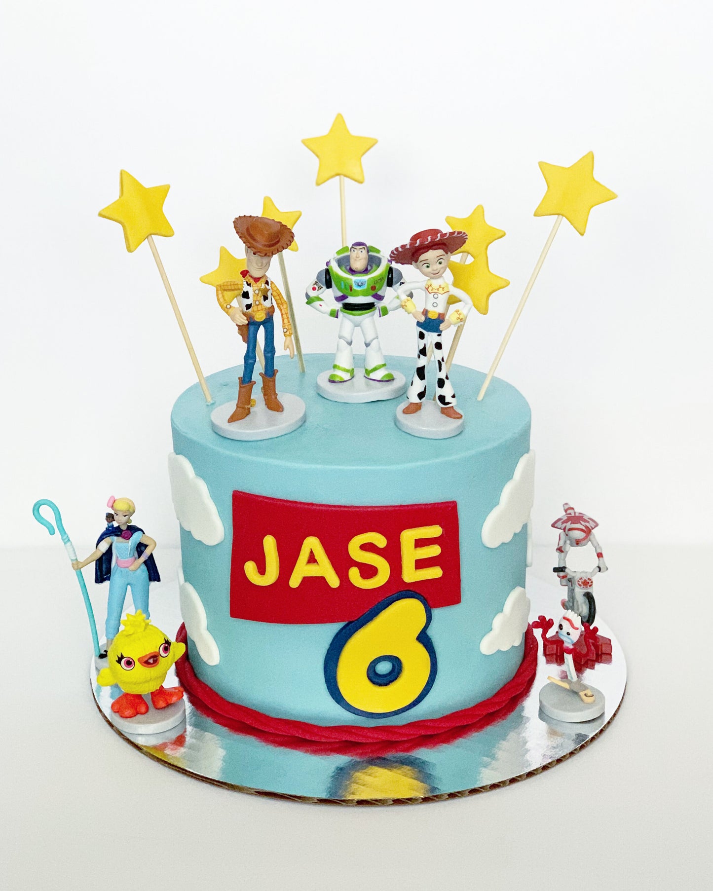 Custom Cakes