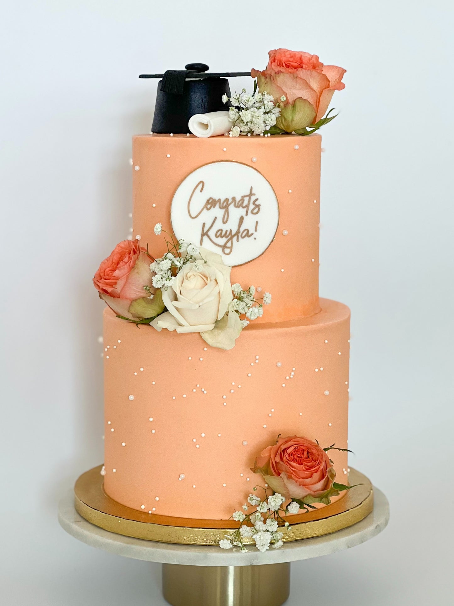 White Pearls and Fresh Flowers Graduation Cake