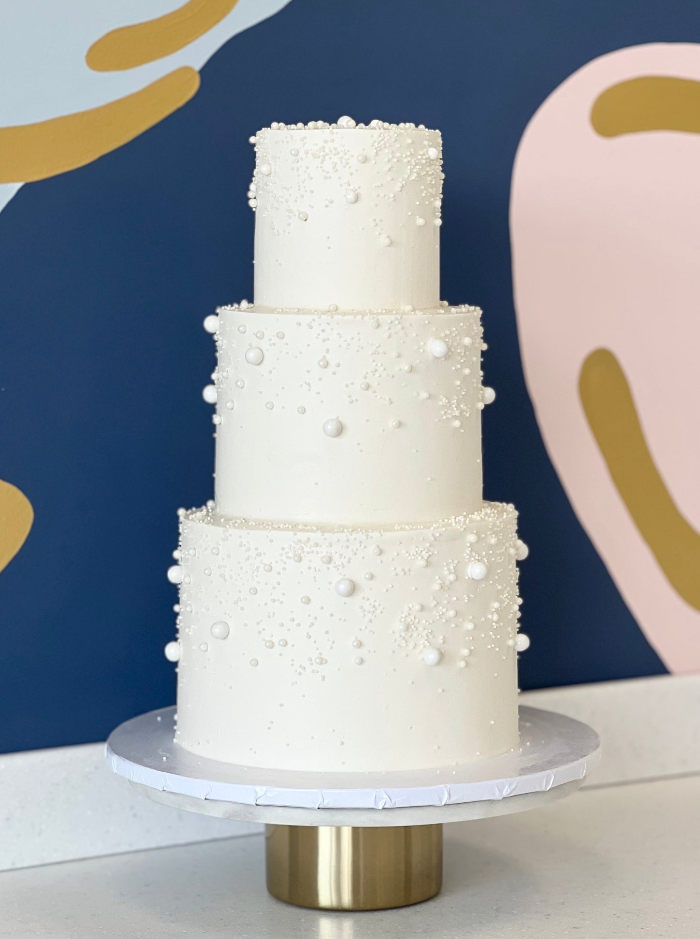White Pearls Cake