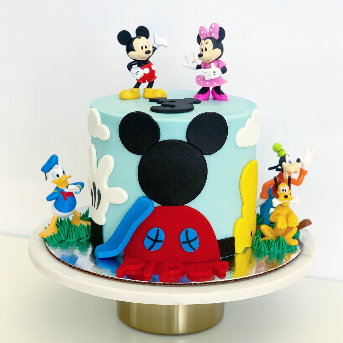 Custom Cakes