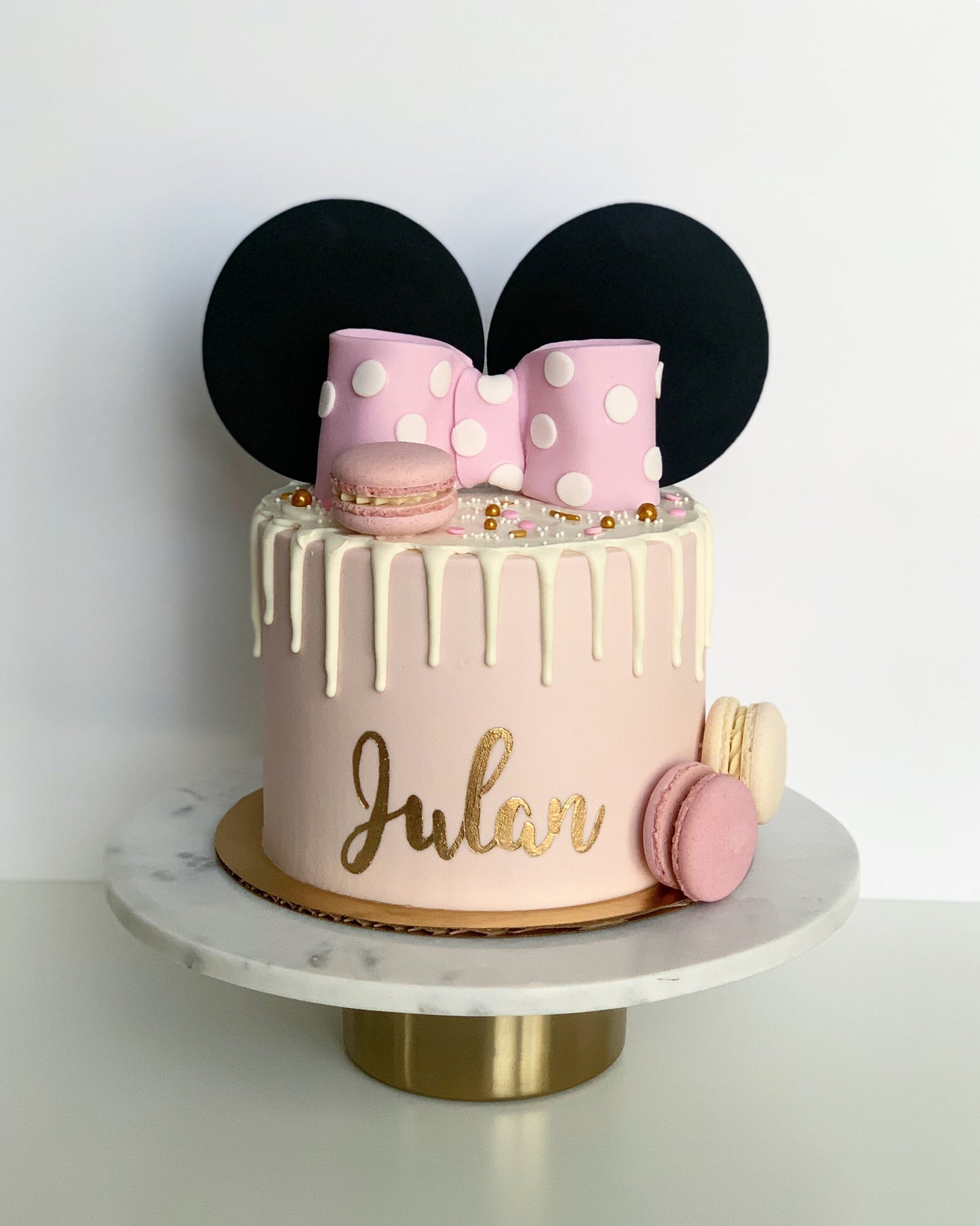 Custom Cakes