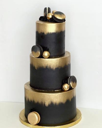 Black And Gold Cake: Elegance and Decadence Combined