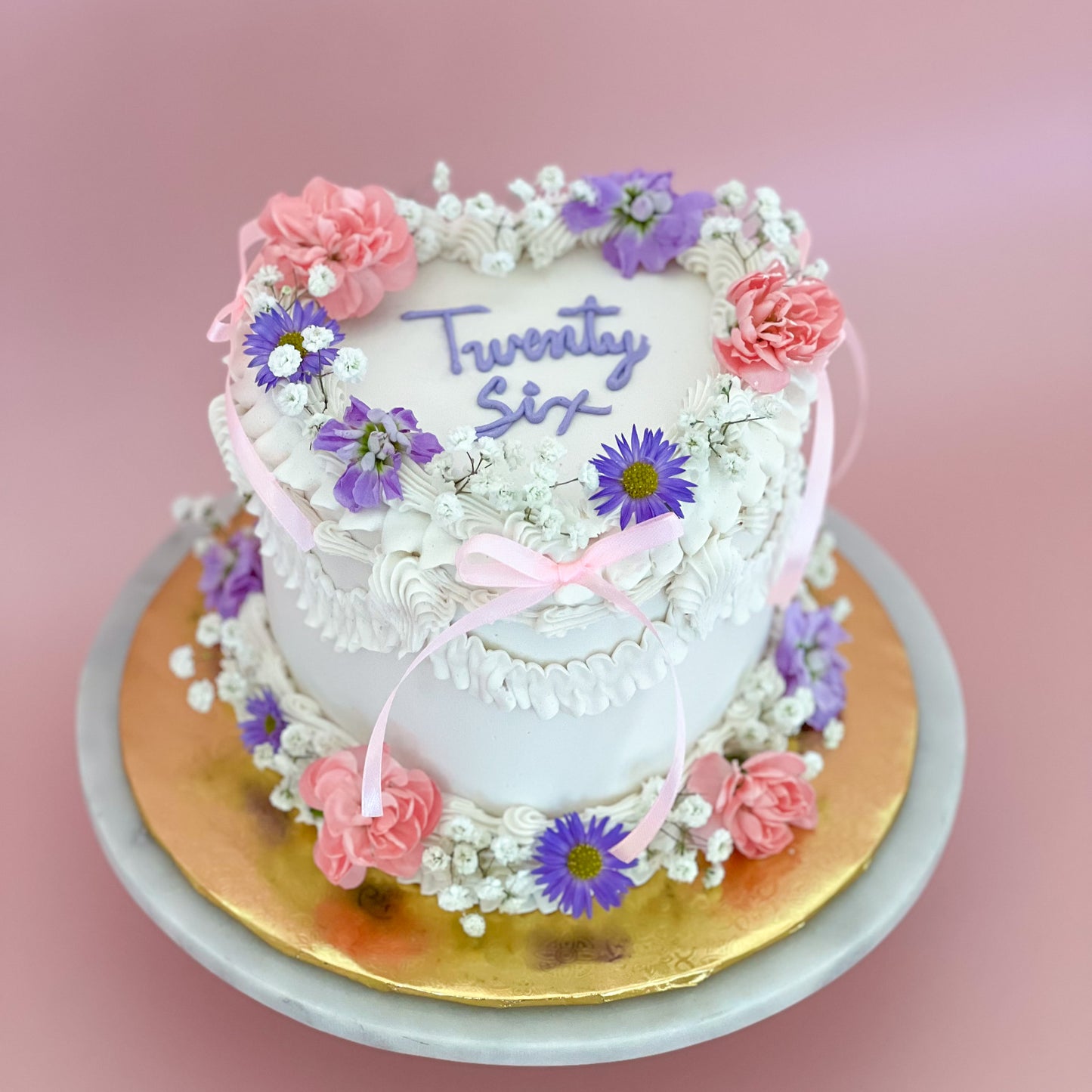 Coquete Vintage Heart Cake