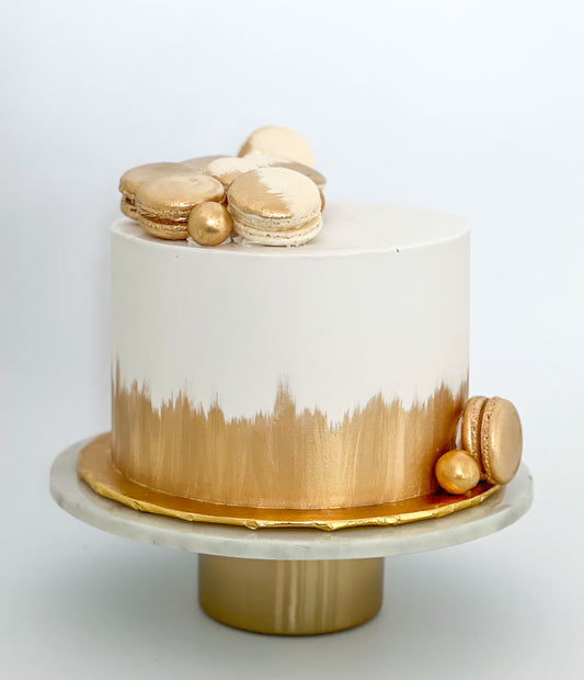 White & Gold Cake
